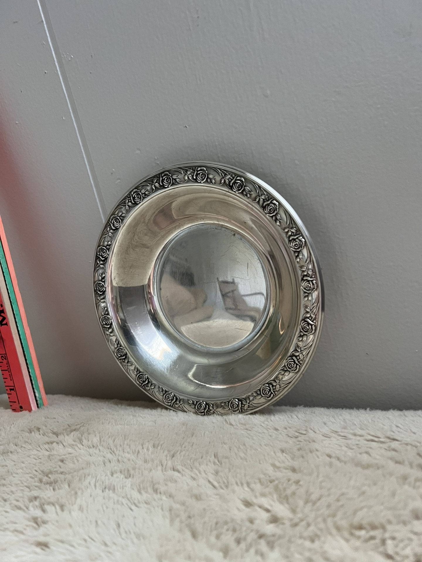 Silver antique small plate , REED & BARTON Classic Rose Design