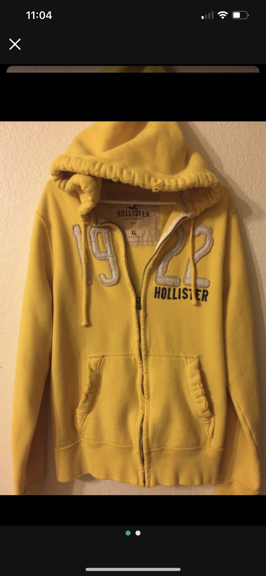 HOLLISTER HOODIE JACKET (Not torn! This is the style.)