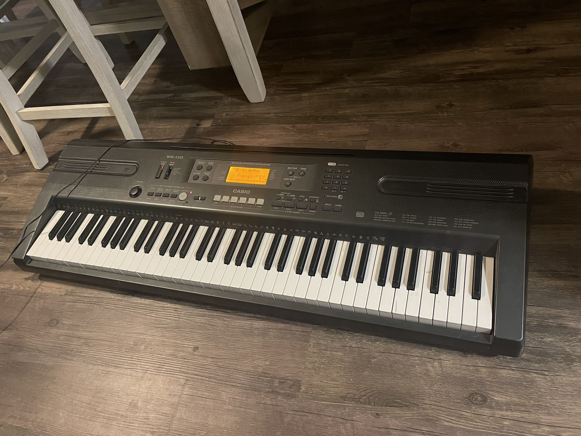 Casio WK-110 Electronic Keyboard