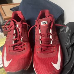 Men’s Size 11 Training Shoes