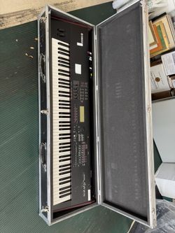 Yamaha S90 ES Modular Synthesizer 