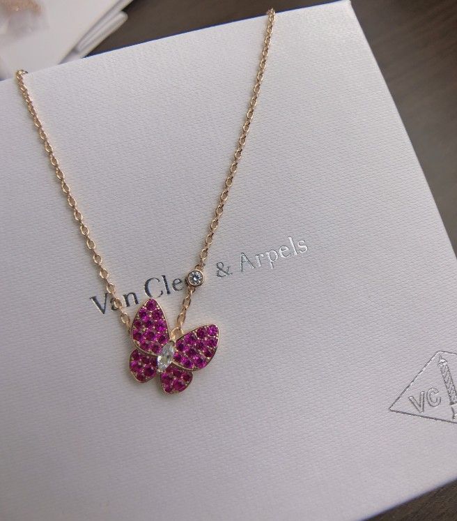 Van Cleef & Arpels Rose Gold Pink Diamond Butterfly Single Flower Necklace