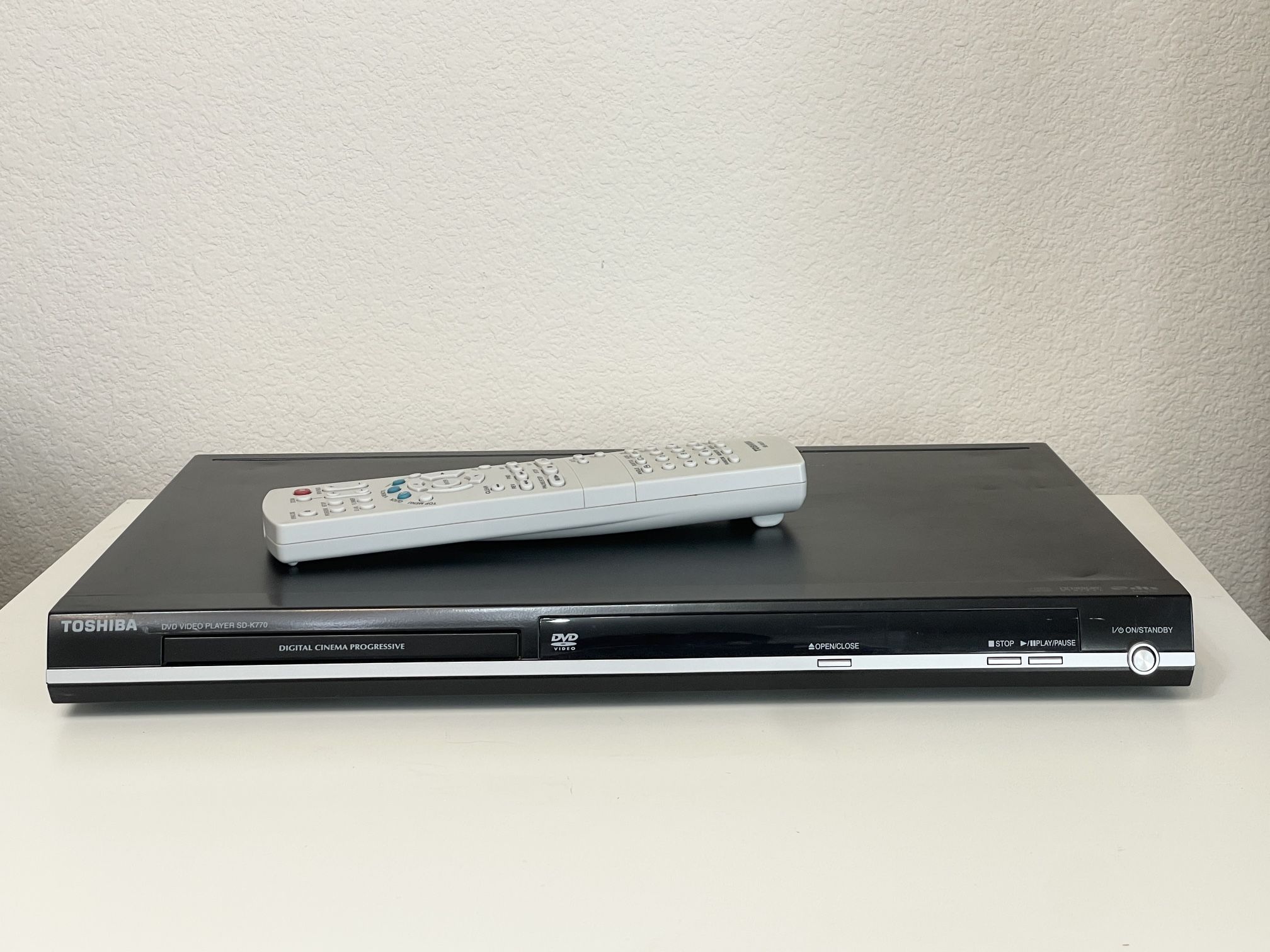 Toshiba DVD CD Player With Remote