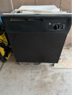 Free dishwasher - works