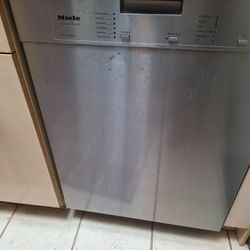  Stainless Miele Dishwasher 