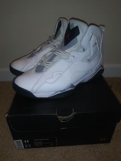 Wht/Blk Jordans sz 11