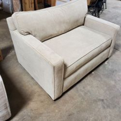 🛋️ Beige Chair-and-a-Half Sleeper Sofa