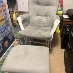 Nursery Glider Chair