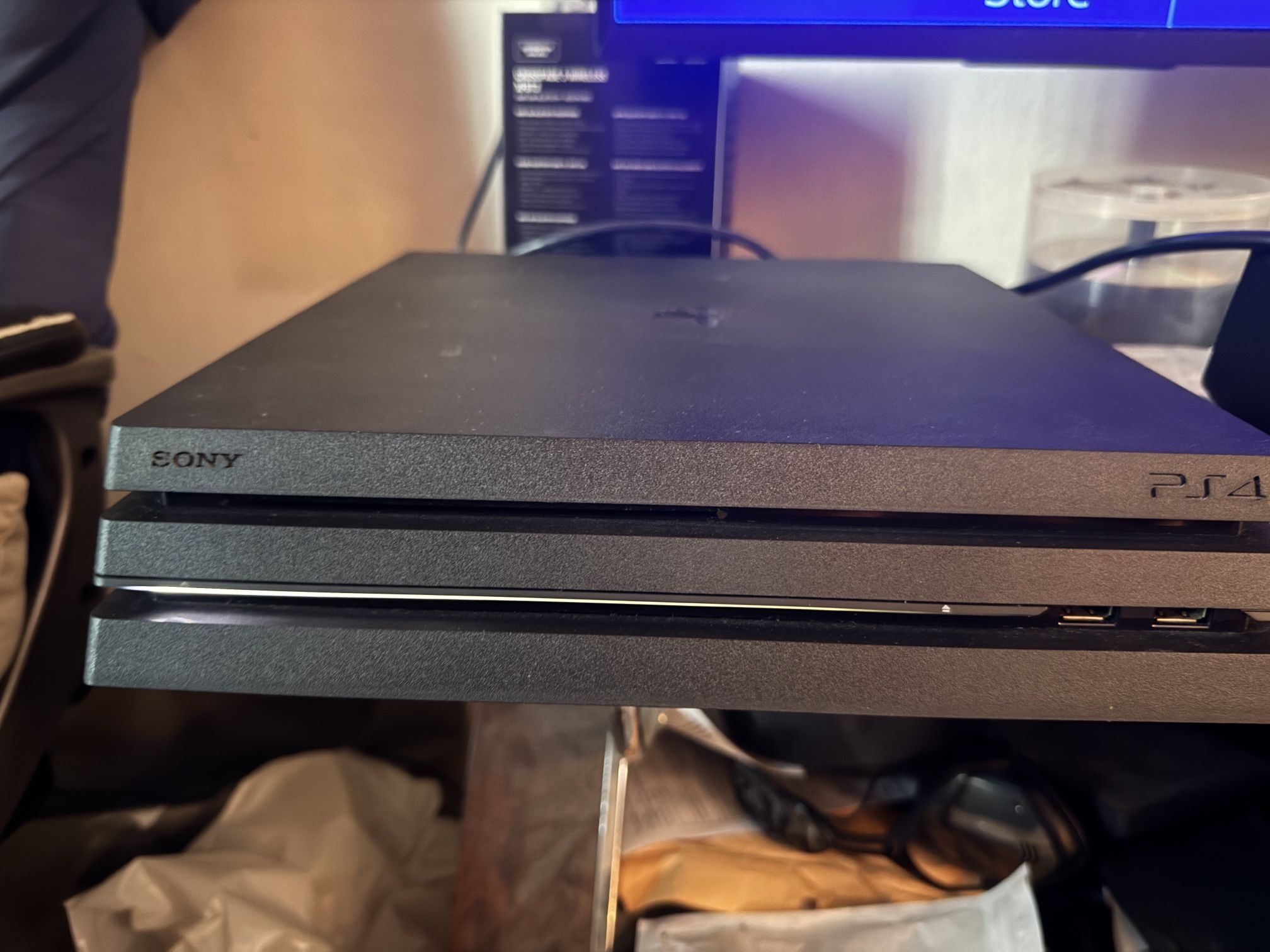 PS4 Pro 2tb SSD 
