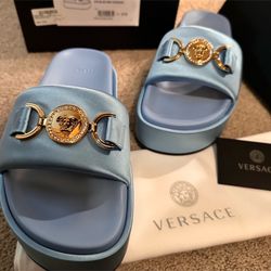 NWT Versace Blue Medusa Slides 37/7 Limited Edition