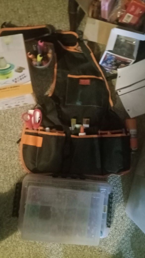 Large Arts aand Crafts Lot