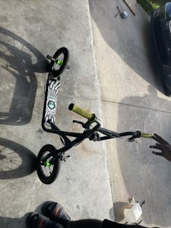 Mongoose Expo Youth Kick Scooter