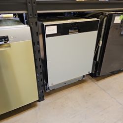 Panel Ready Dishwasher Bosch 24 Inch Wide 42 Dba