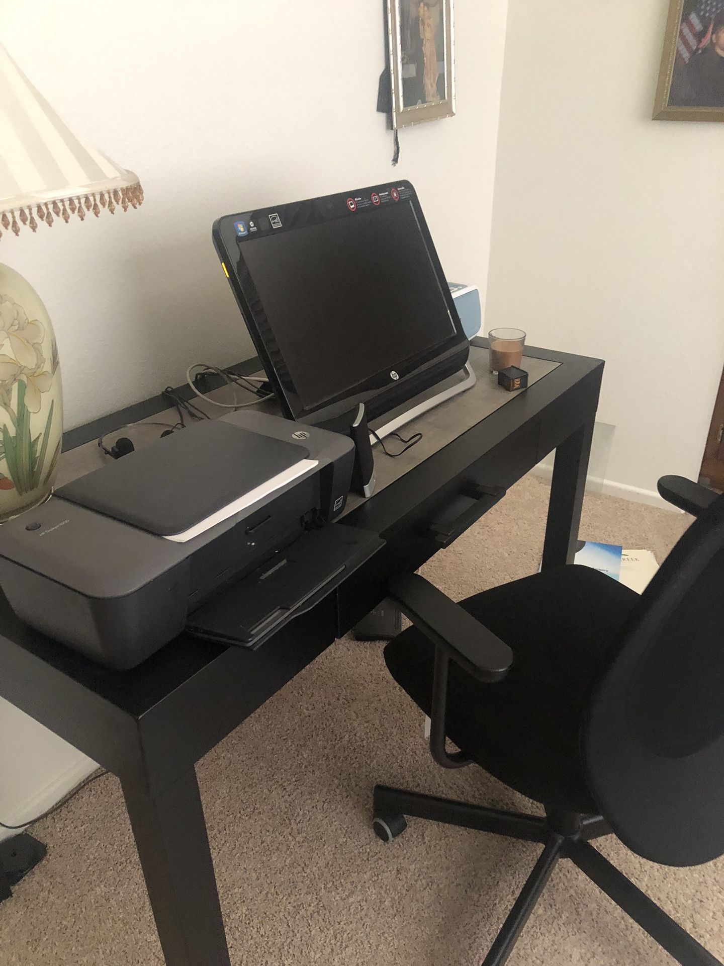  Computer Desk w/chair 