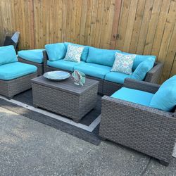 Outdoor Furniture 