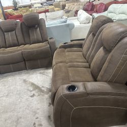 SOFA AND LOVESEAT 