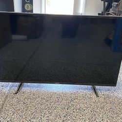 Samsung 43” Smart Tv