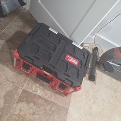 Milwaukee Toolbox 10/10 Condition