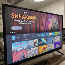 Vizio 32" TV (Not A Smart TV!)