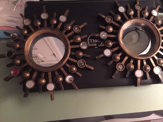 Plastic starburst decorations