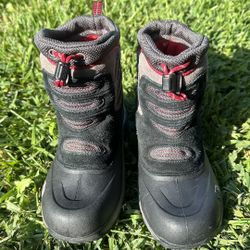 The North Face Boys Winter Boots AYX3 Snow Plough Pull On Insulated 200g Size 1