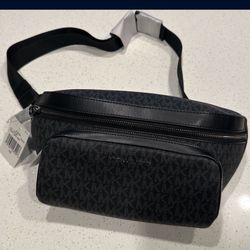 Brand New With Tag Michael Kors Fanny Bag