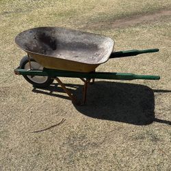 Metal Wheelbarrow/No Flat Tire