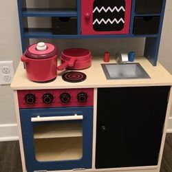 Wooden Kids Kitchen Play Set /Pot And Pans