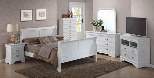 Bedroom set!! We do finance take this today only for 40 dollar