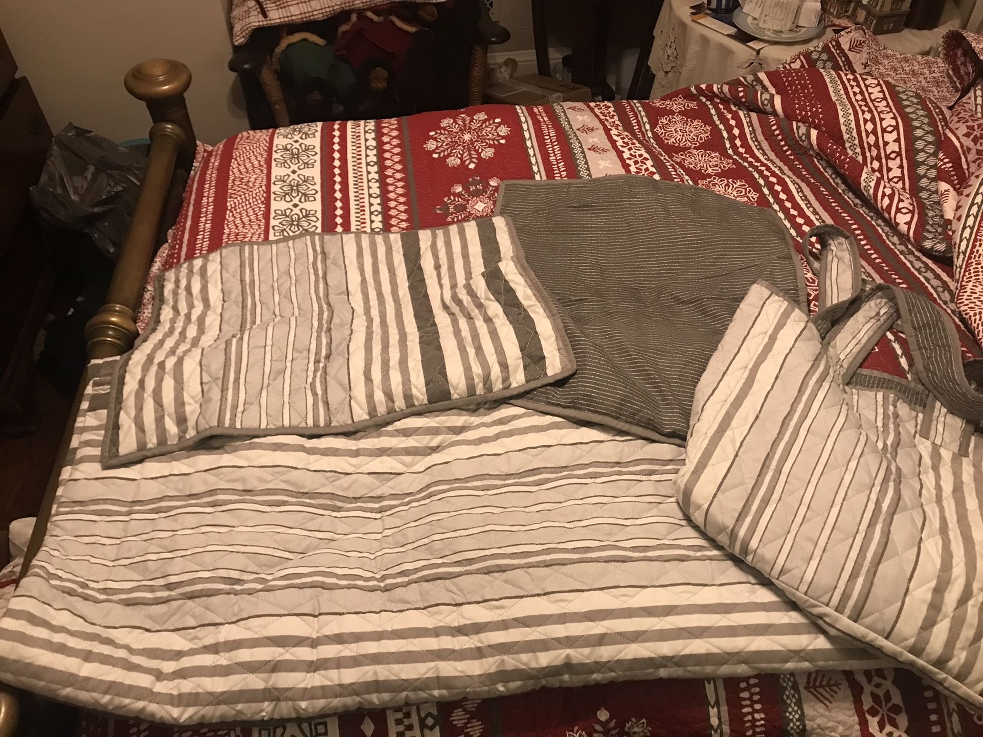 Full/queen Size Blanket With 2 Shams And Matching Bag 