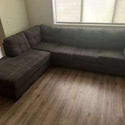 Sectional Pullout Couch (Needs 2 People For Pickup)