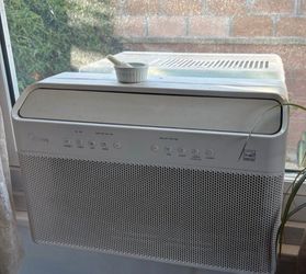 Window air conditioner midea brand