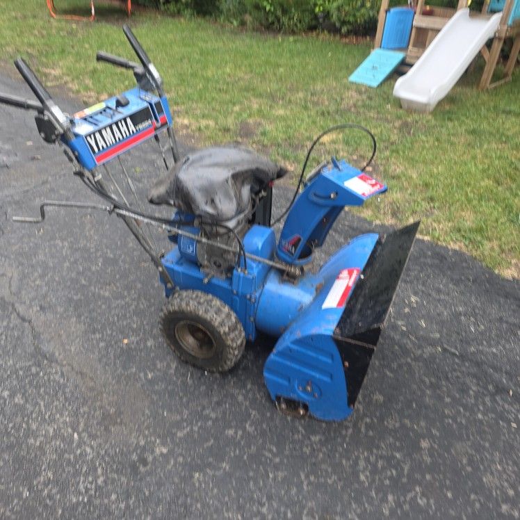 Yamaha Snowblower For Parts Or Fix 