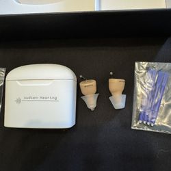 Audien ATOM PRO Amplificador auditivo inalámbrico recargable + kit de accesorios