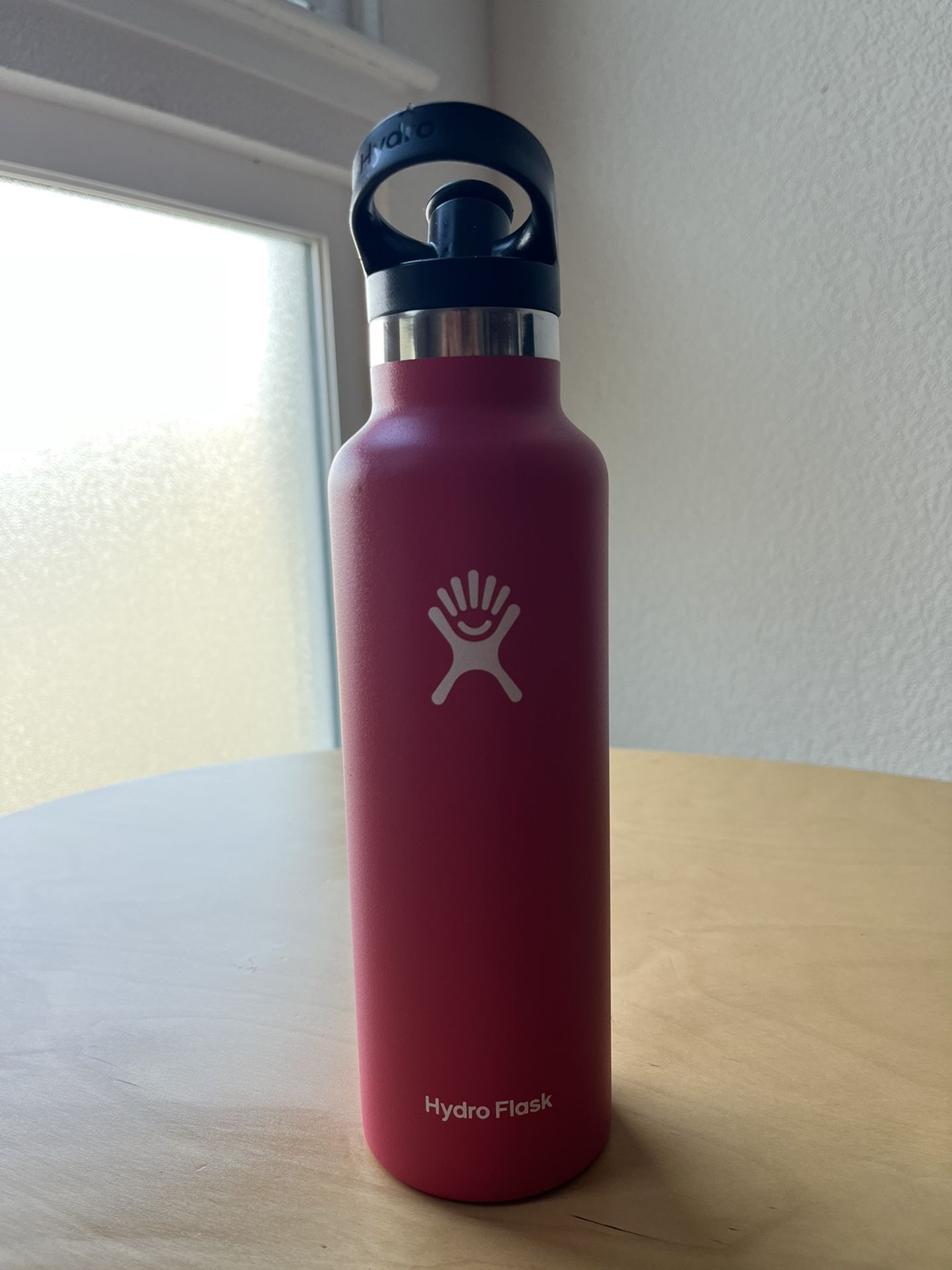 (Like New) Hydro Flask Bottle, Standard Mouth w/ Sport Cap, 21 Oz. - Watermelon