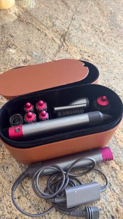 Dyson airwrap hairdryer attachments