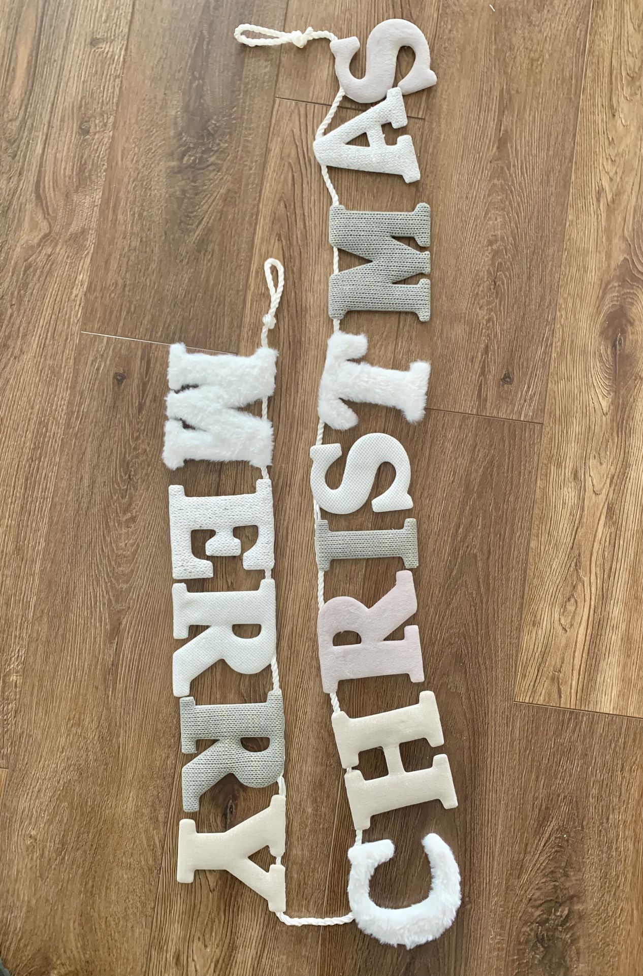 Merry Christmas Garland Banner Sign 
