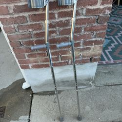 Medline Aluminum Forearm Crutches