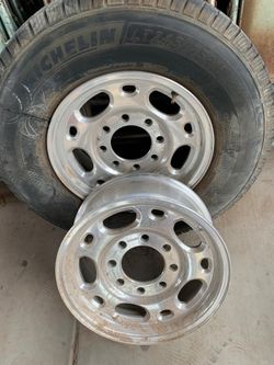 Tire rim