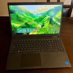 Dell Latitude 3530 15” Laptop – i5 12th Gen – 16GB RAM – Windows 11 Pro
