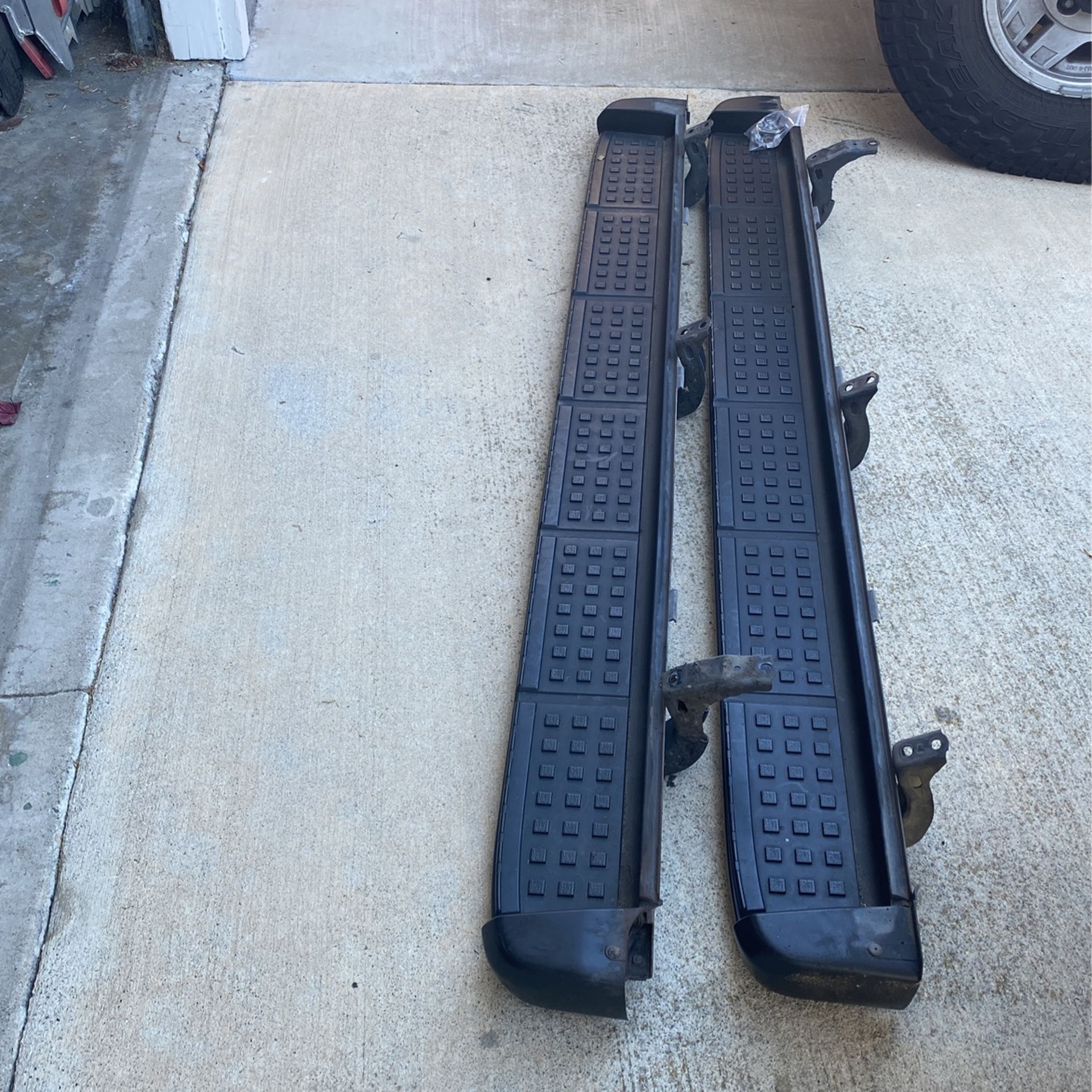 4th Gen 4runner Running Boards for Sale in Huntington Beach, CA OfferUp