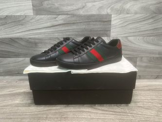 Gucci Ace Low Top Sneakers Size 8 White Leather Bee Stripe Green Red w/ Box (A1D013631)