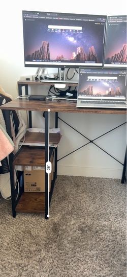 Computer desk