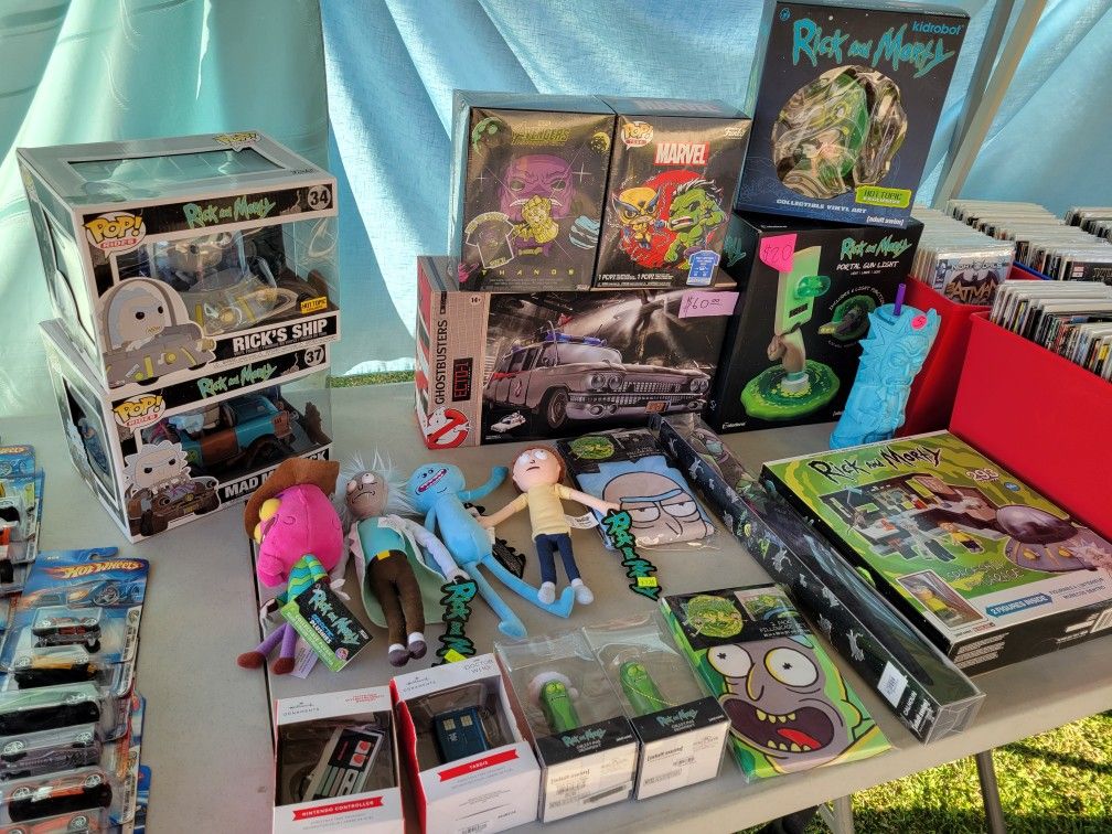 COMICS COLLECTIBLES RICK & MORTY KEY MARVEL DRAGON BALL SPAWN POWER RANGERS