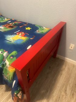 Twin bed