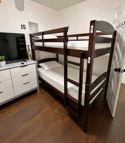 Bunk bed