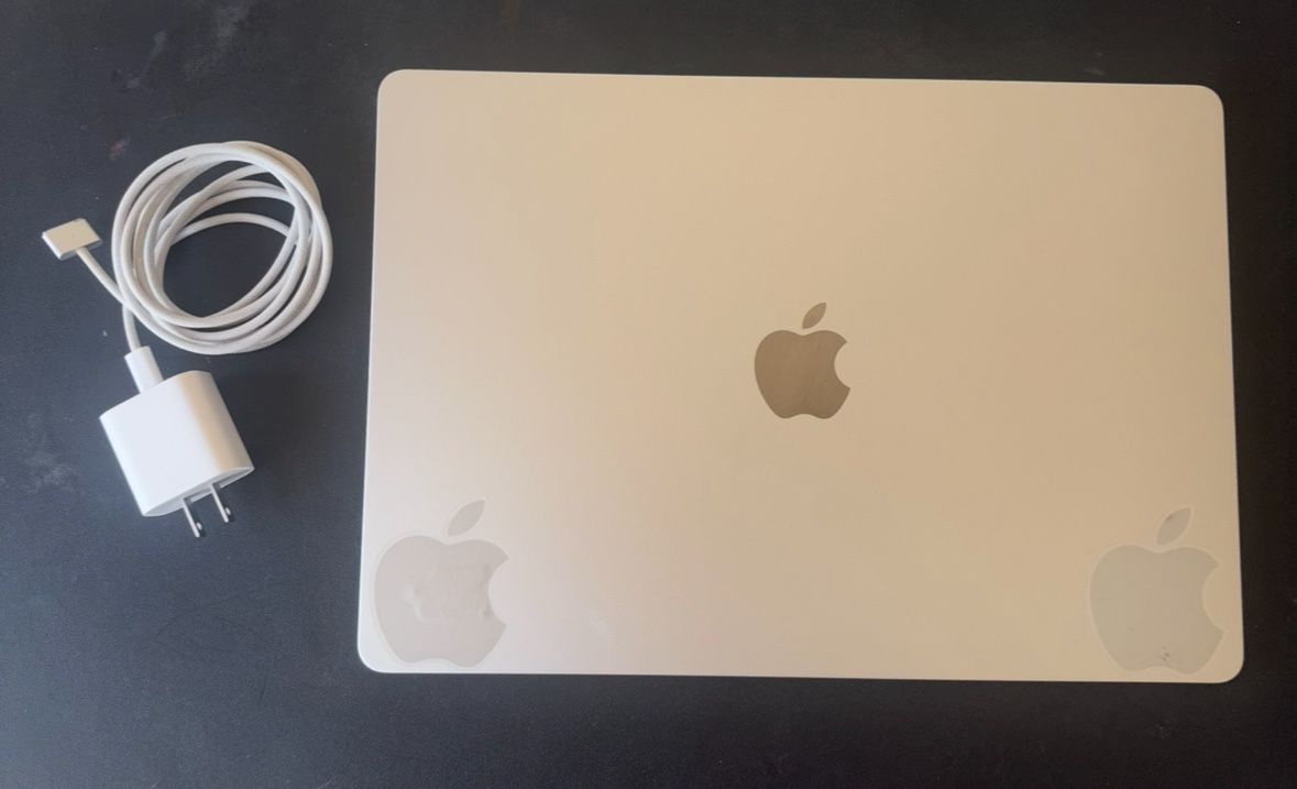 Laptop Apple, MacBook Air, Año 2024