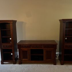 TV Stand 