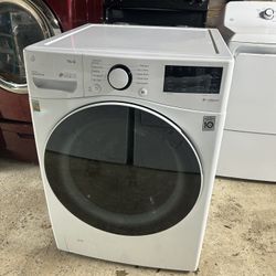LG High Efficiency Stackable Medium ( 4.5-cu ft ) Front-Load Washer ( White ) Used with 3 months warranty include delivery and installation first floo