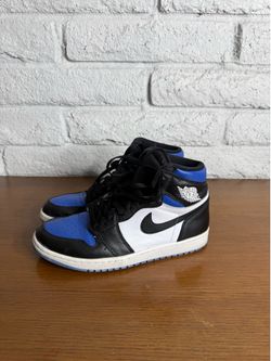Air Jordan 1 Retro High Royal Toe